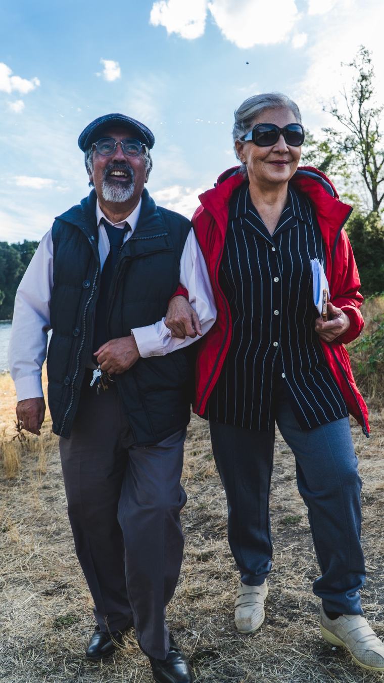 Margot y Roberto en el presente de la historia